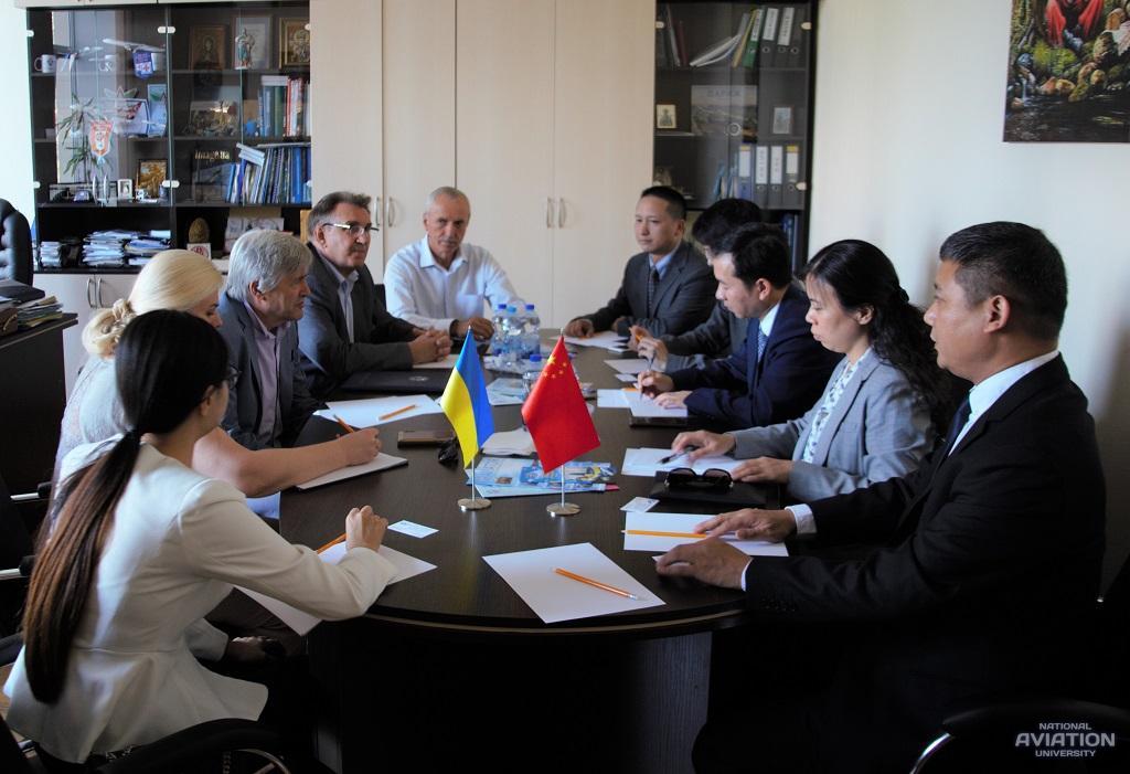 Офіційна делегація міста Чжучжи відвідала НАУ